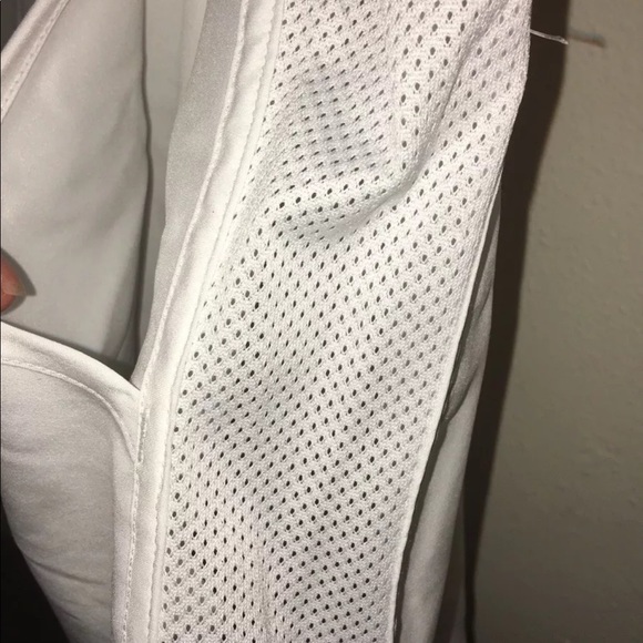 Under armor white running shorts for women - Picture 6 of 7